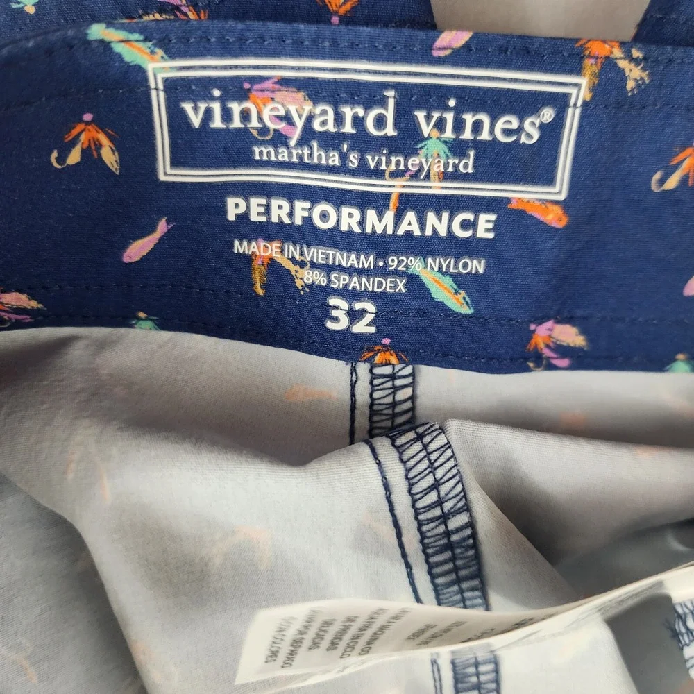 Vineyard Vines Performance swim trunks shorts W 32 blue fish pocket zip $98 mens